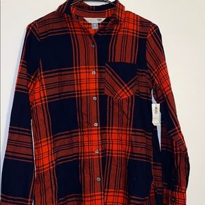 Old Navy Black and orange shirt New with tags💥
